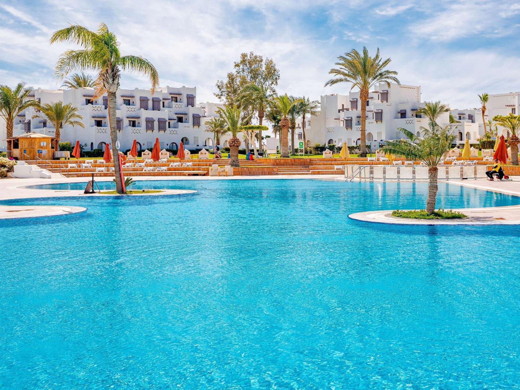 Mercure Hurghada Hotel Exterior photo